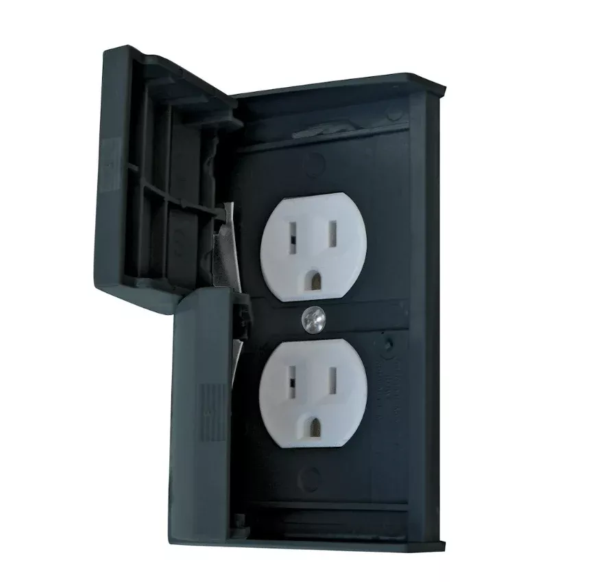 Valterra DG52522SVP Weatherproof Receptacle Cover, Black